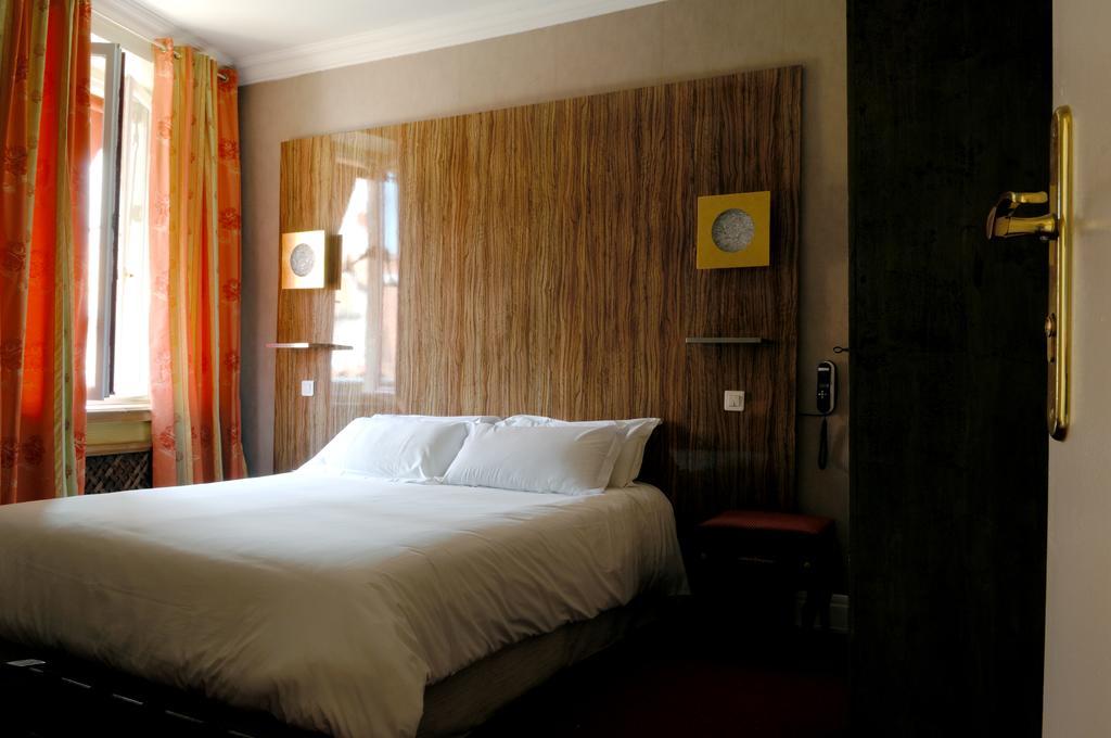 Hostellerie Jerome La Turbie Quarto foto