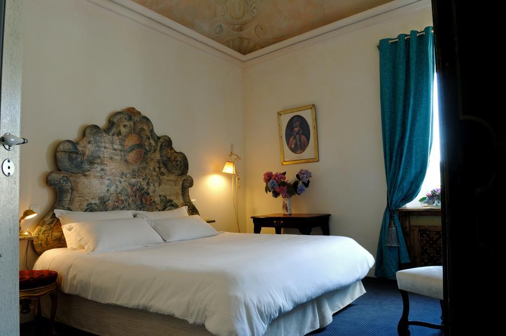 Hostellerie Jerome La Turbie Quarto foto